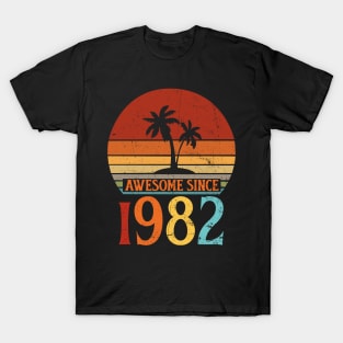 Awesome Since 1982 40th Birthday Vintage Retro 40 Years T-Shirt